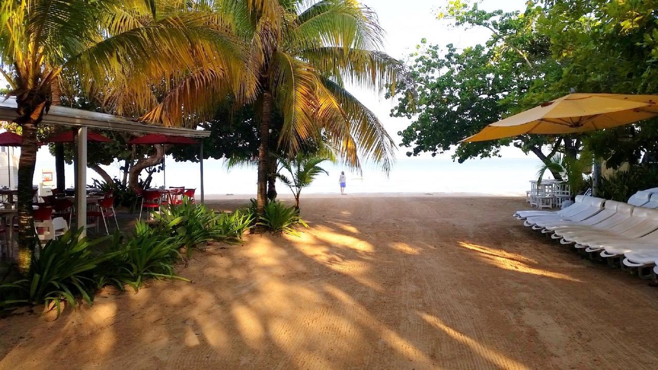 Idle Awhile Beach Hotel Negril Eksteriør billede