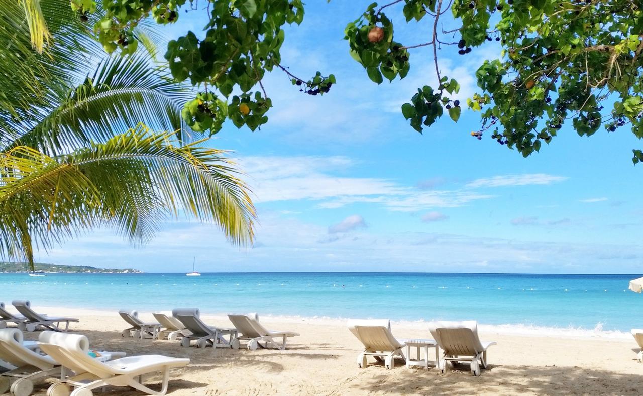 Idle Awhile Beach Hotel Negril Eksteriør billede