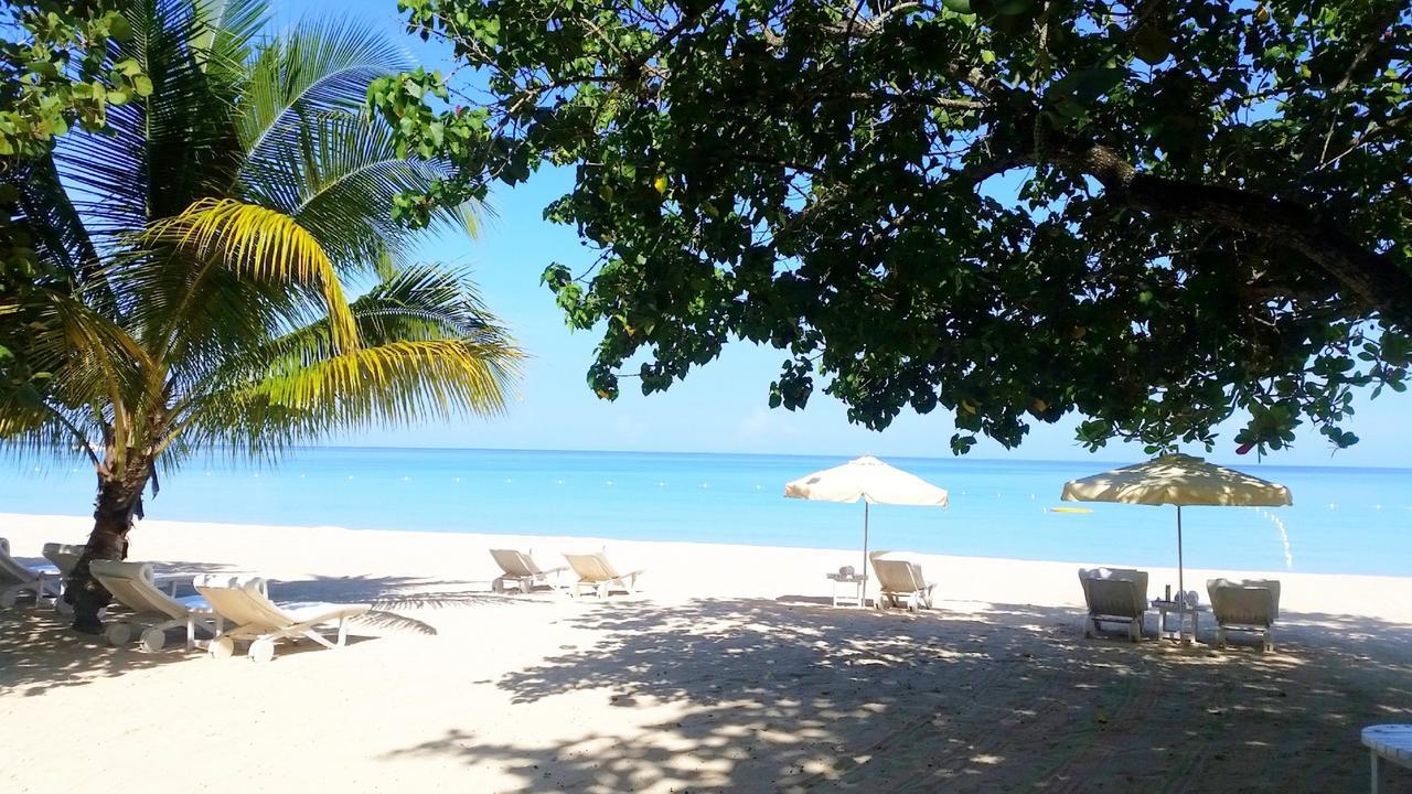 Idle Awhile Beach Hotel Negril Eksteriør billede