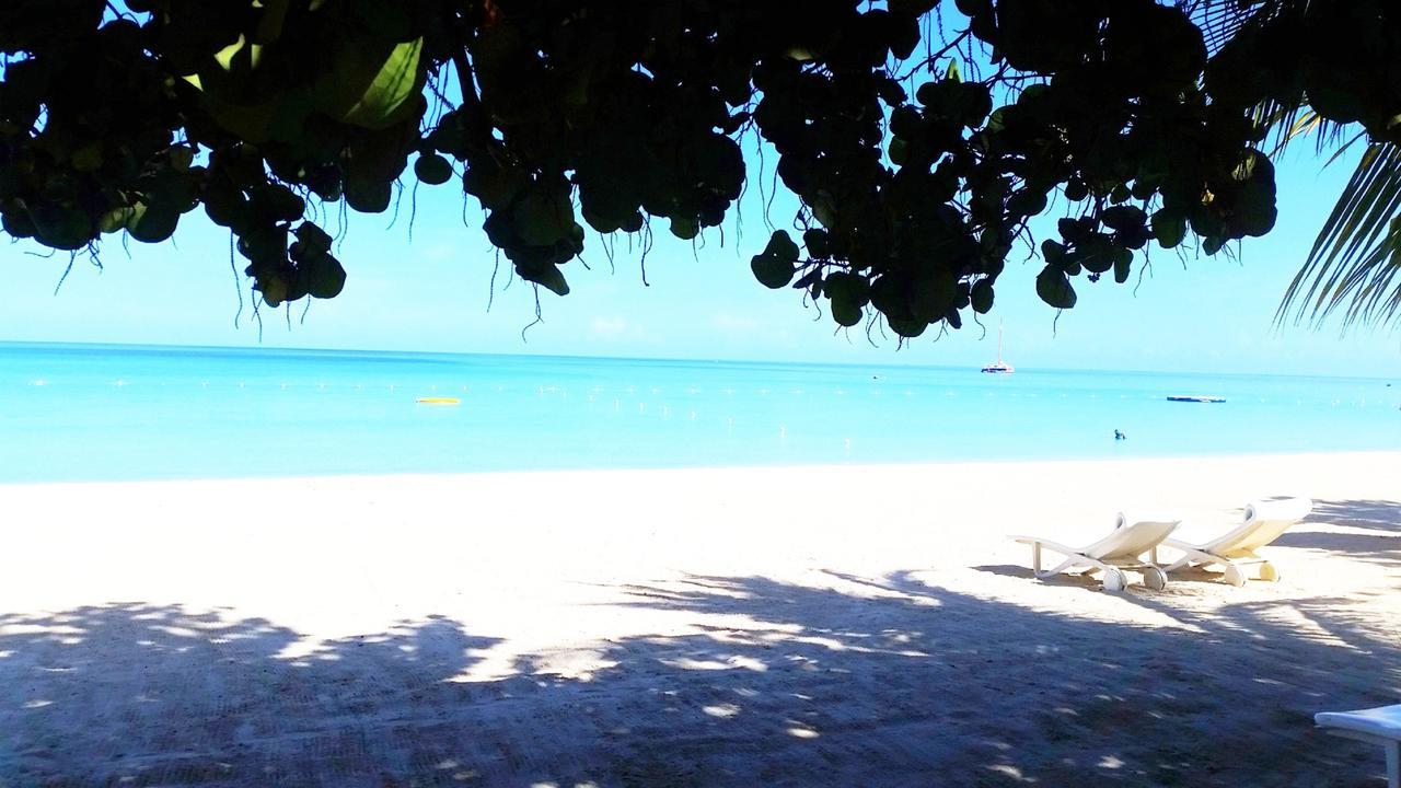Idle Awhile Beach Hotel Negril Eksteriør billede